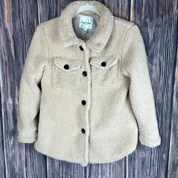 Urban Republic Faux Lambs Wool Coat - Picture 1 of 9
